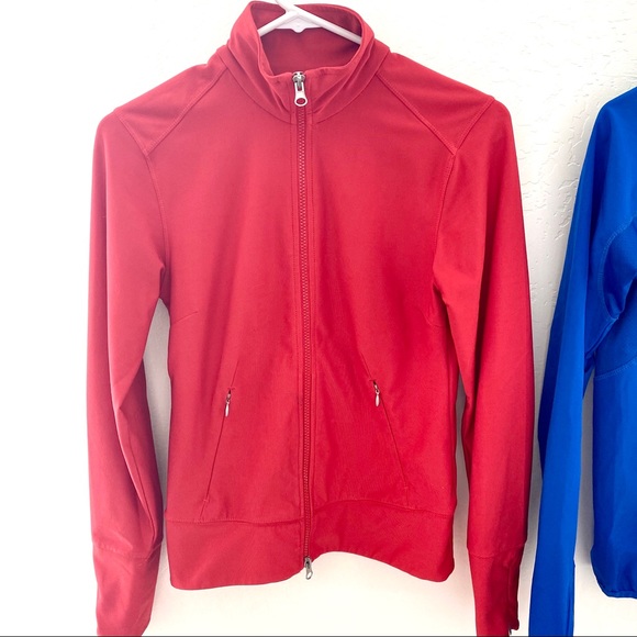 2 pack! XS Red & Blue- Lucy & 4-U Athletic zip ups - Picture 6 of 8